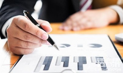 稿件翻译价格详解 如何理解翻译服务收费标准